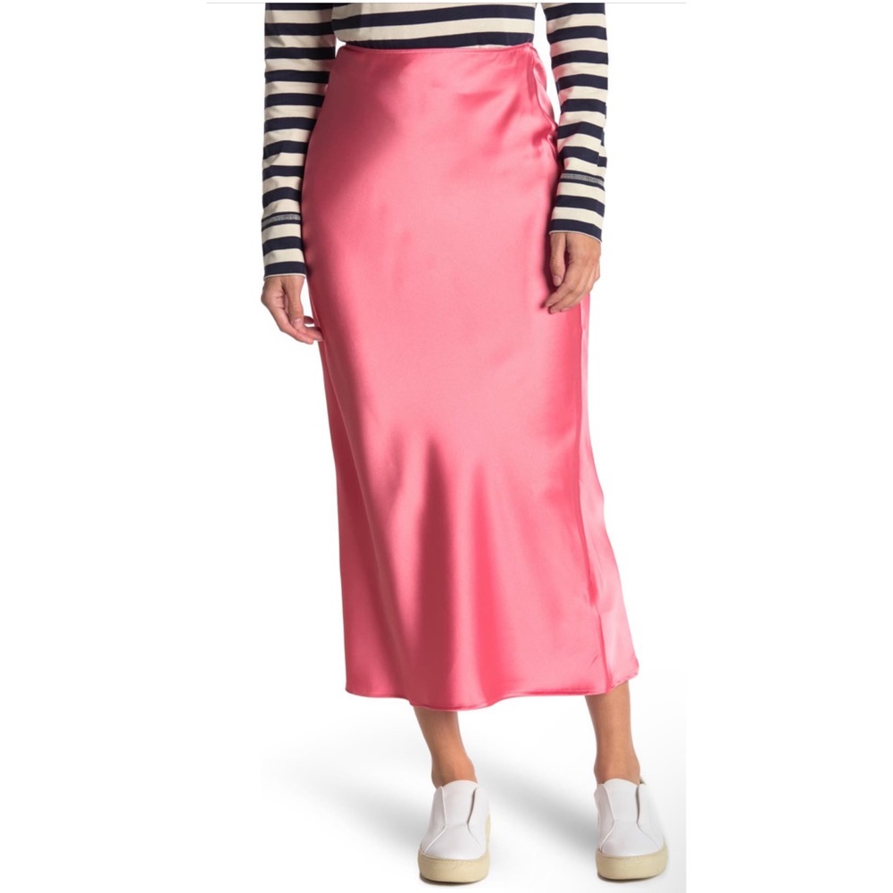 Satin maxi skirt 💖